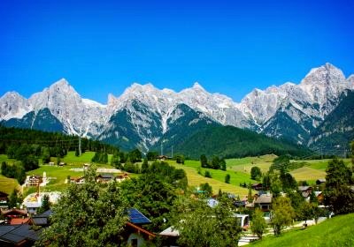 Tiroler Bergsommer  - Urlaub und Wellness am Kitzbühler Horn